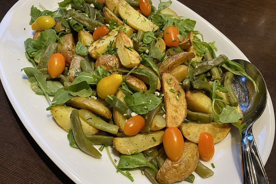 Kartoffelsalat mit grünen Bohnen