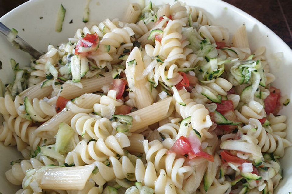 Zucchini - Nudel - Salat