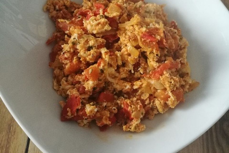 Rührei mit Tomaten