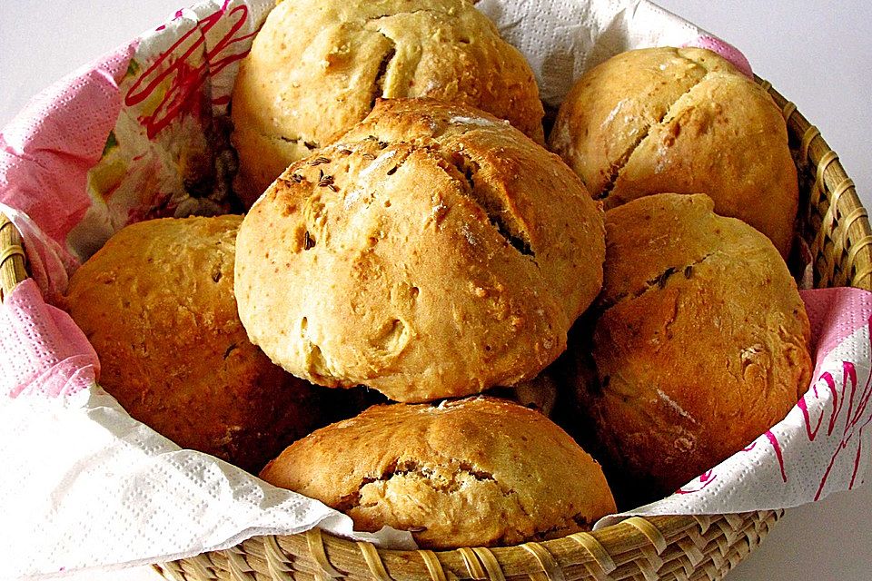 Schnelle Bierbrötchen