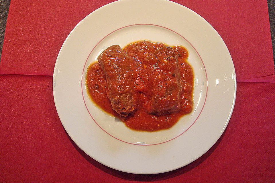 Involtini mit Tomatensauce