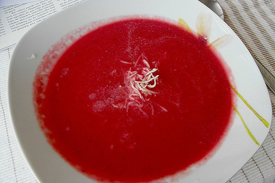 Rote Rüben Cremesuppe