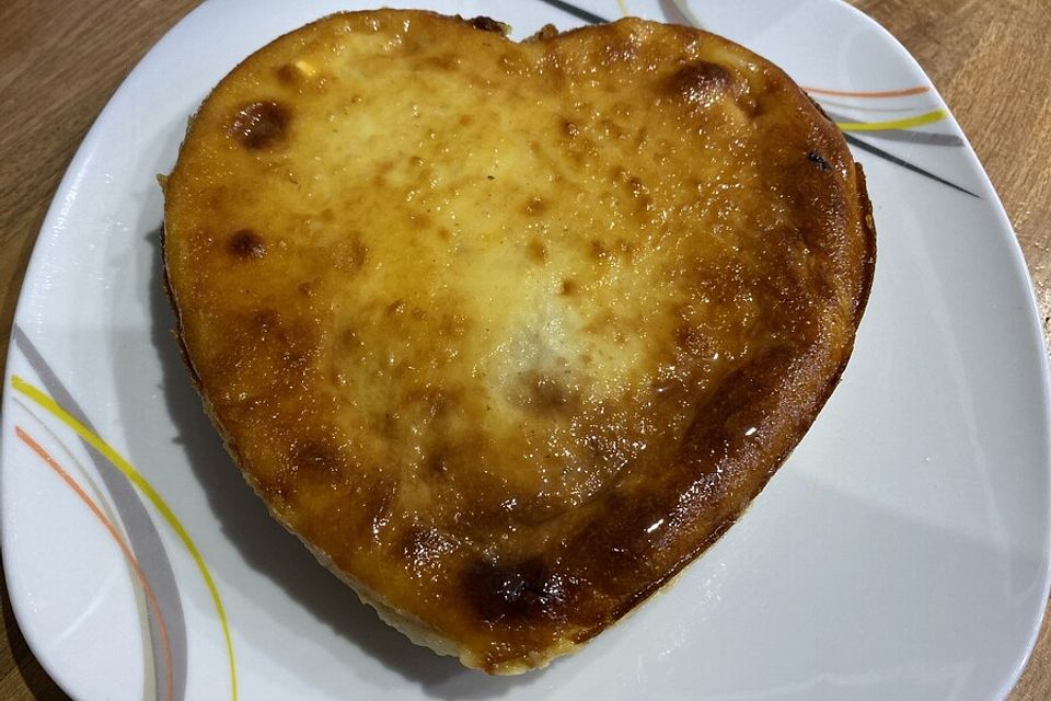 Apfelkuchen mit Marzipanguss