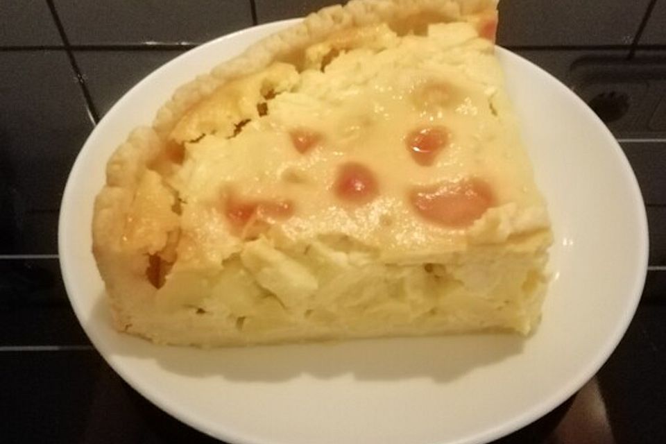 Apfelkuchen mit Marzipanguss