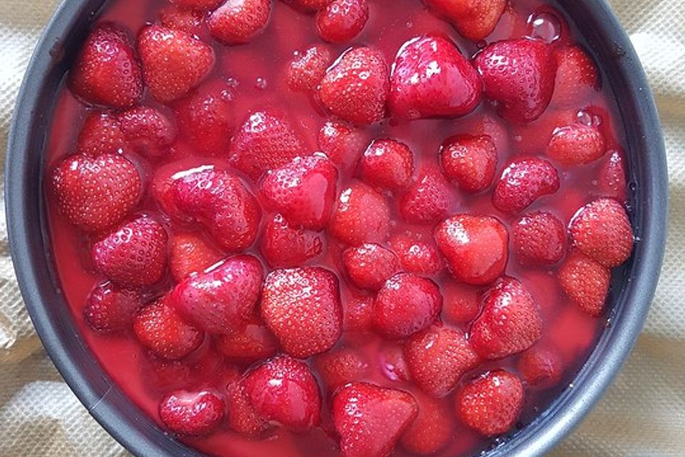 Erdbeerkuchen mit Vanillepudding