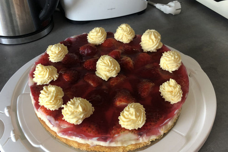 Erdbeerkuchen mit Vanillepudding