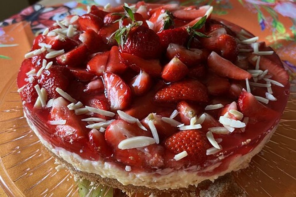 Erdbeerkuchen mit Vanillepudding