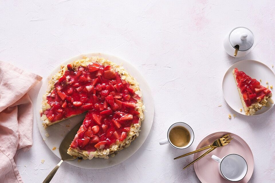 Erdbeerkuchen mit Vanillepudding