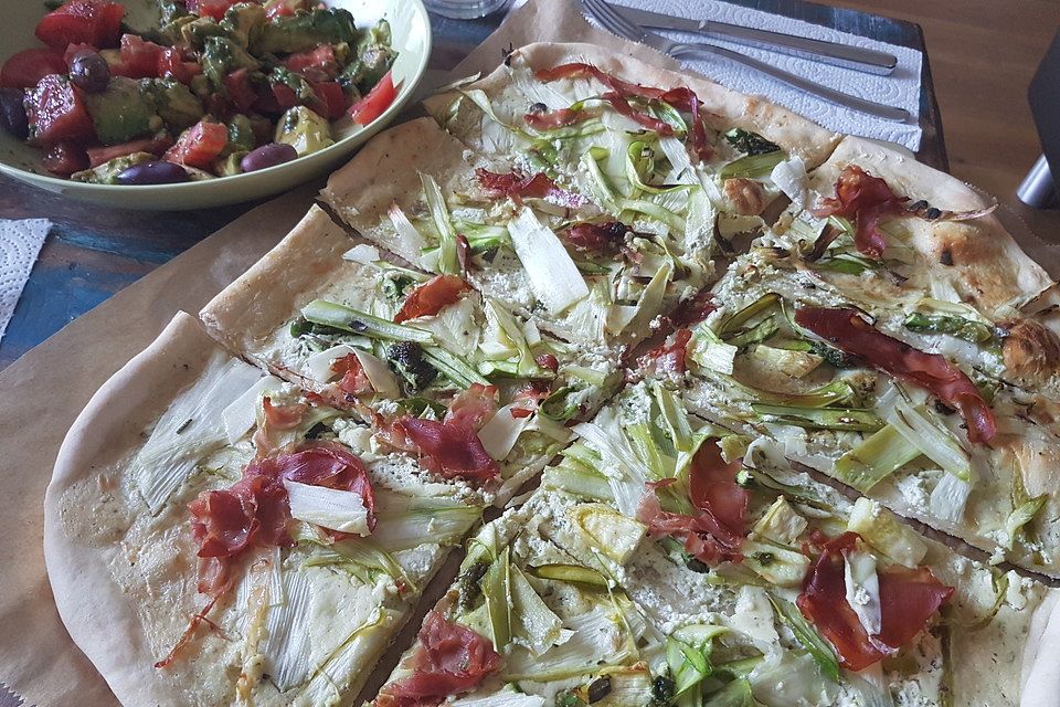 feuervogels Spargel-Flammkuchen