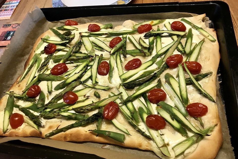 feuervogels Spargel-Flammkuchen