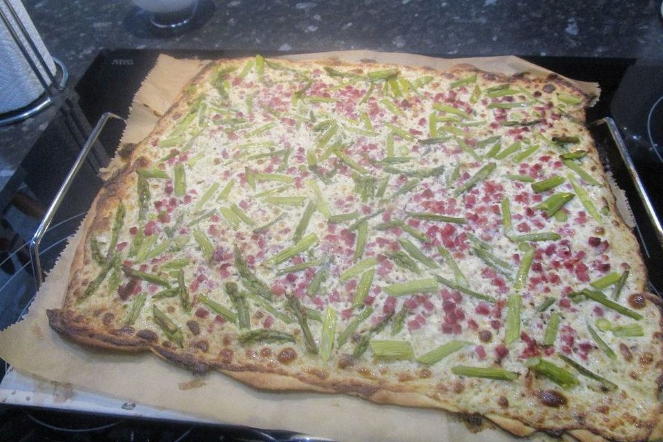 feuervogels Spargel-Flammkuchen