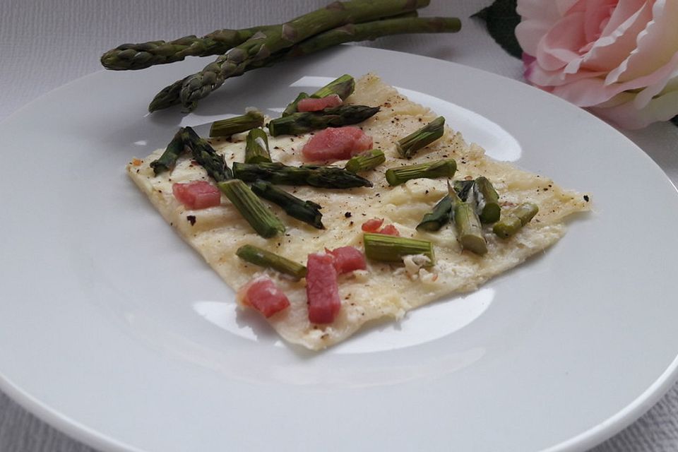 feuervogels Spargel-Flammkuchen