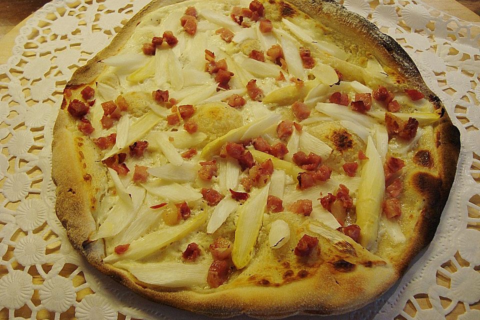 feuervogels Spargel-Flammkuchen