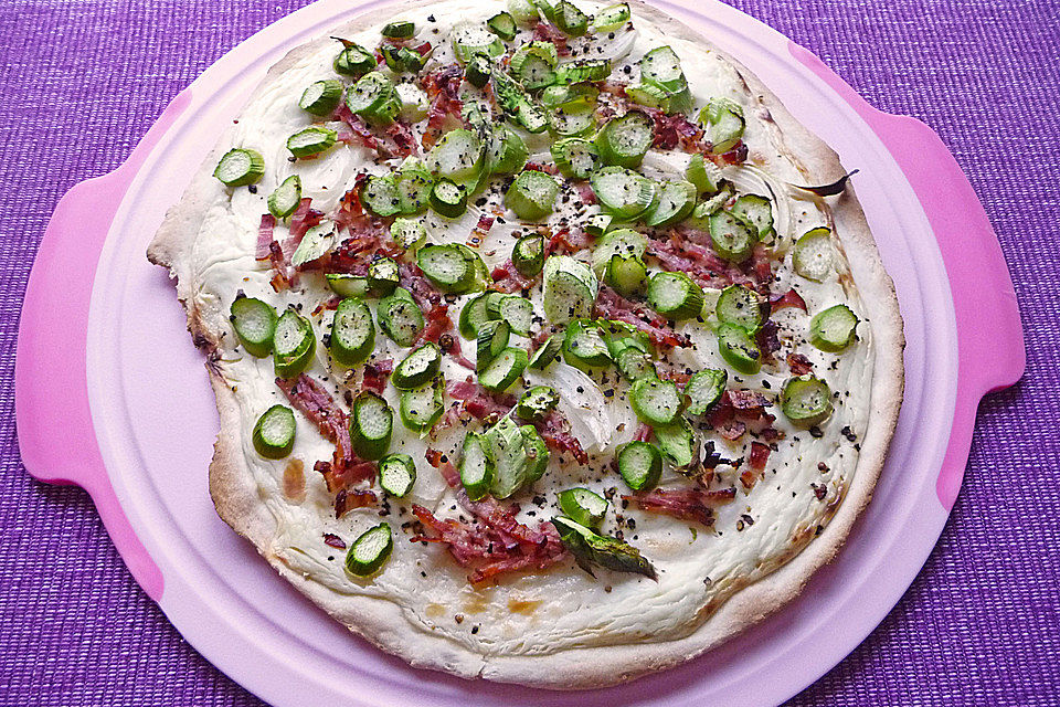 feuervogels Spargel-Flammkuchen