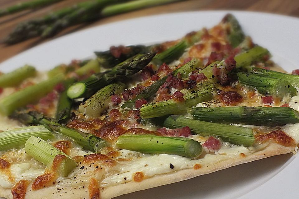 feuervogels Spargel-Flammkuchen