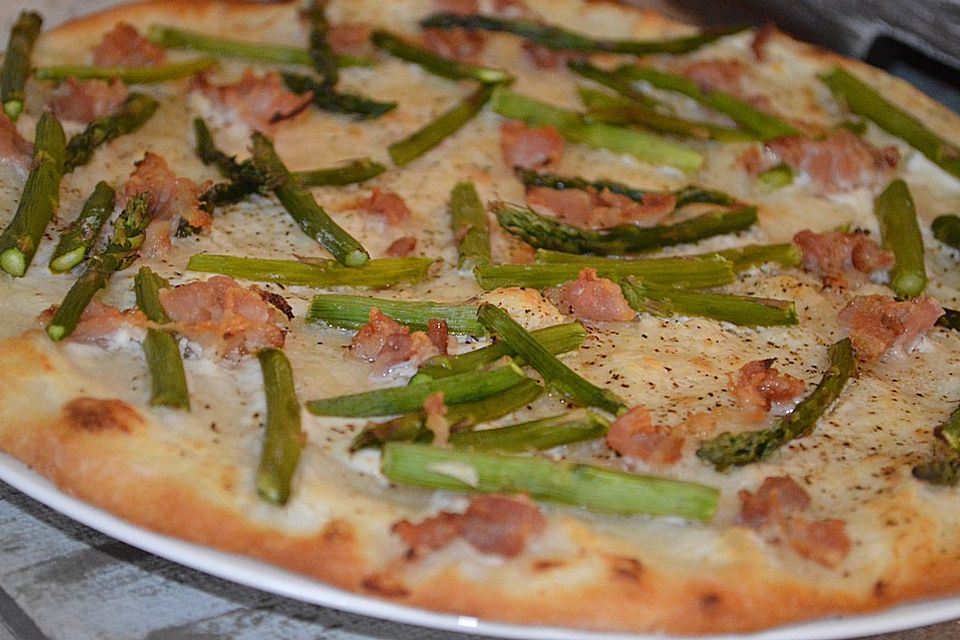 feuervogels Spargel-Flammkuchen