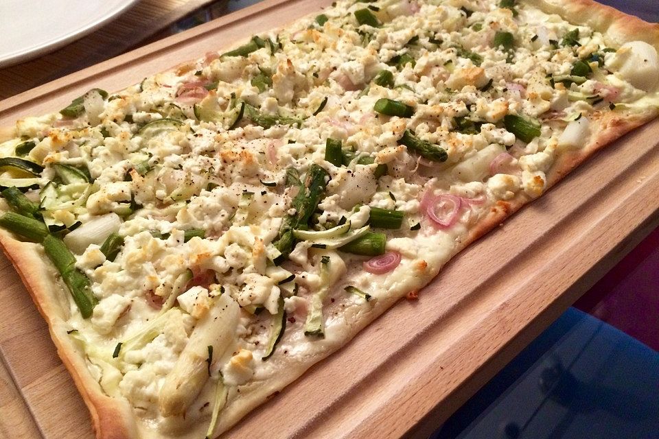 feuervogels Spargel-Flammkuchen