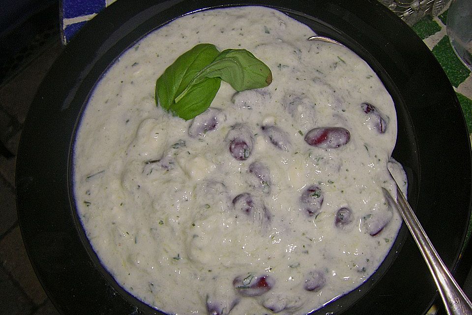 Kalte Kidneybohnen - Gurken - Joghurtsuppe