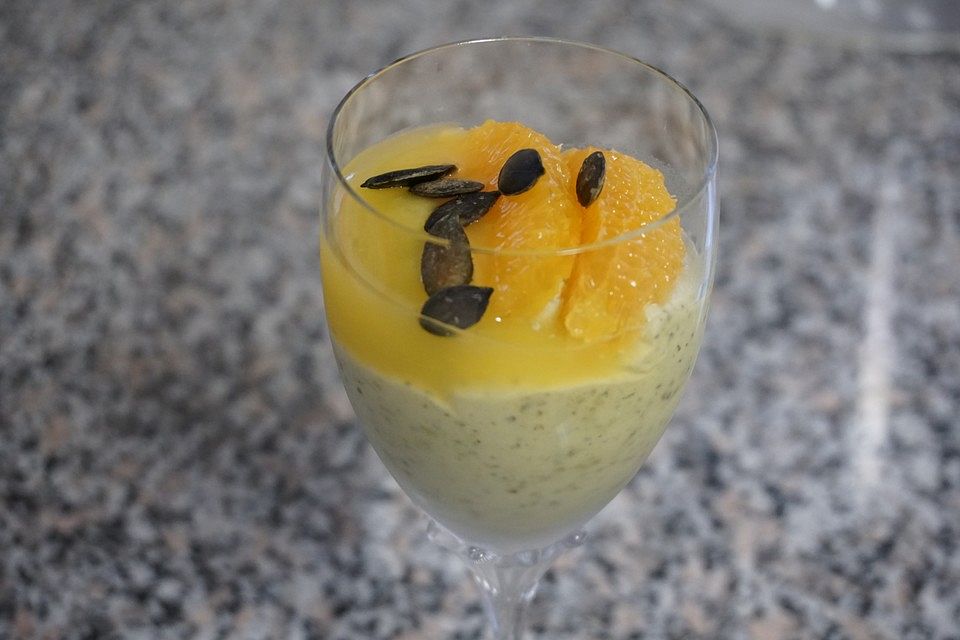 Kürbiskern - Mousse mit Orangenragout