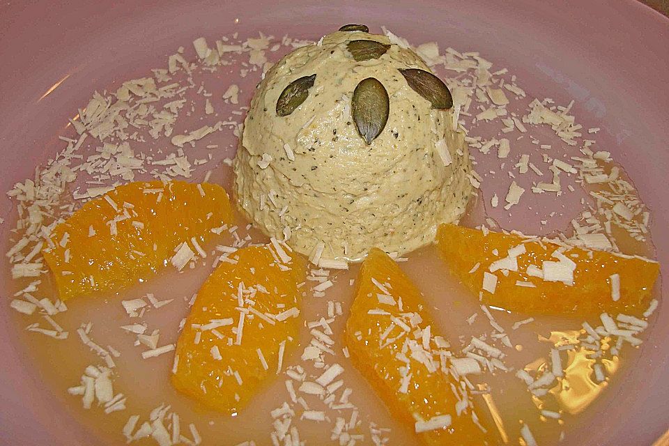 Kürbiskern - Mousse mit Orangenragout