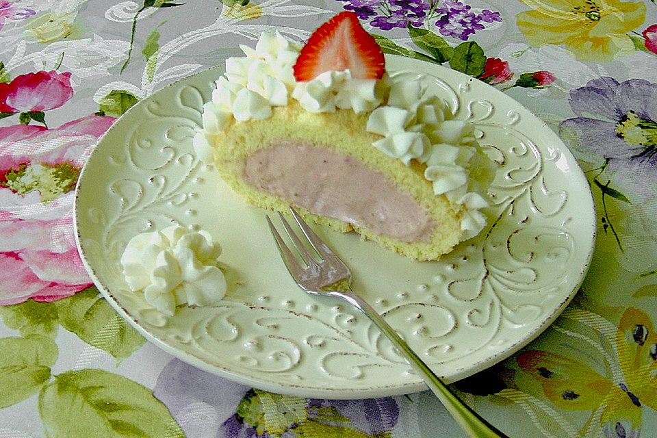 Erdbeermousse - Roulade