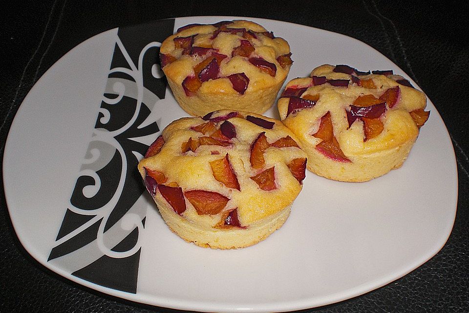 Muffins mit verschiedenem Obst