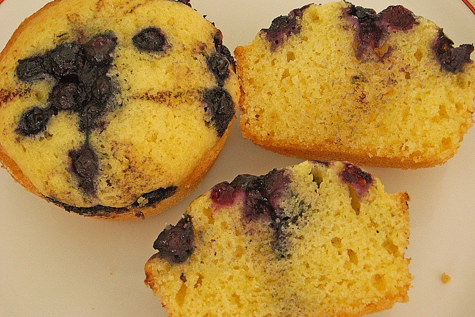 Muffins mit verschiedenem Obst