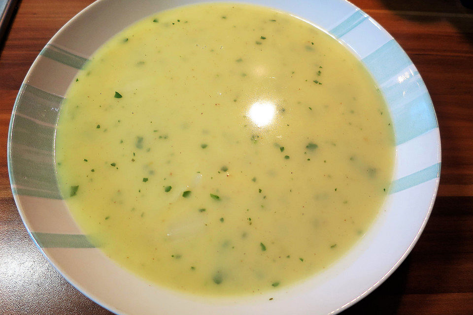 Spargelcremesuppe