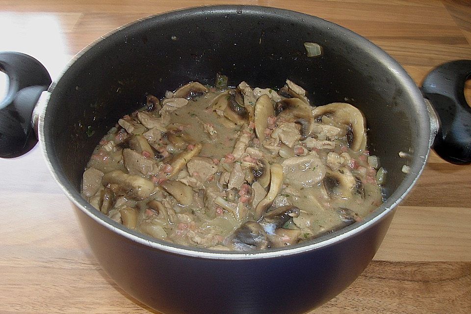 Schweinefiletgeschnetzeltes in Cognac - Sahnesauce