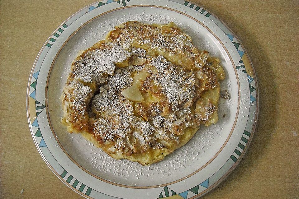 Kaiserschmarrn mit Apfel