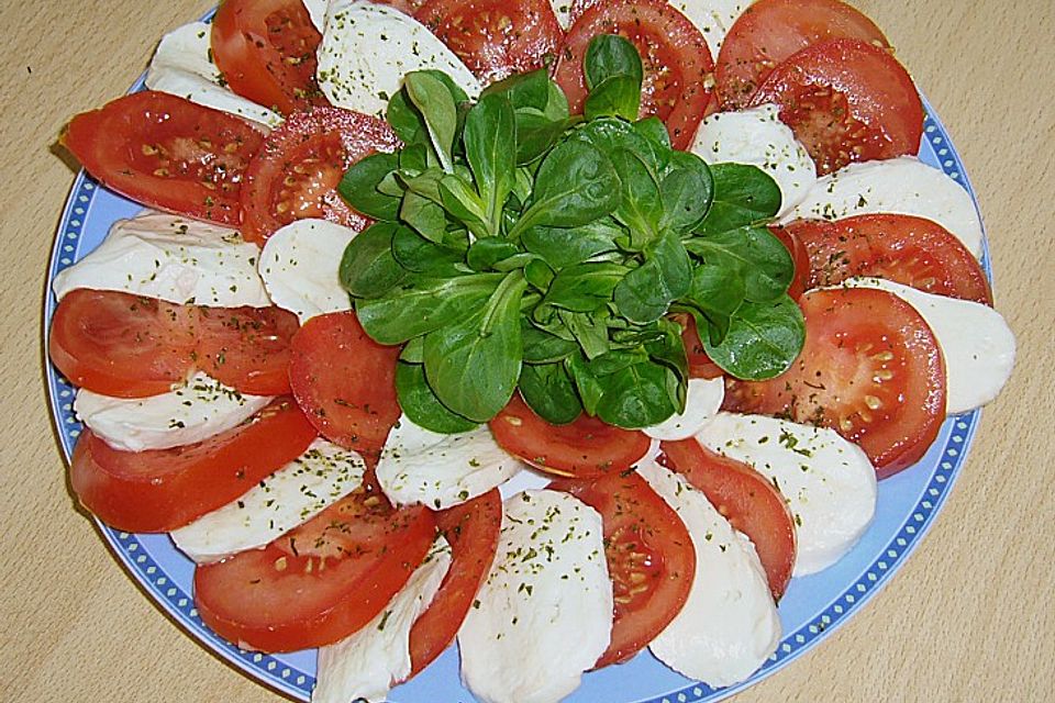 Mozarella mit Tomaten