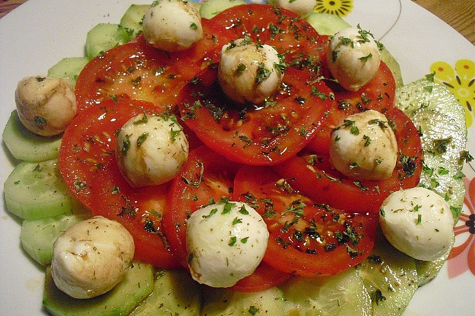 Mozarella mit Tomaten