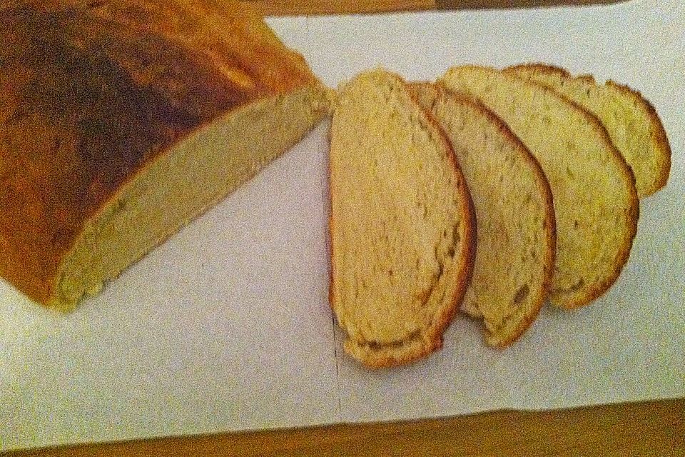 Deftiges Weißbrot