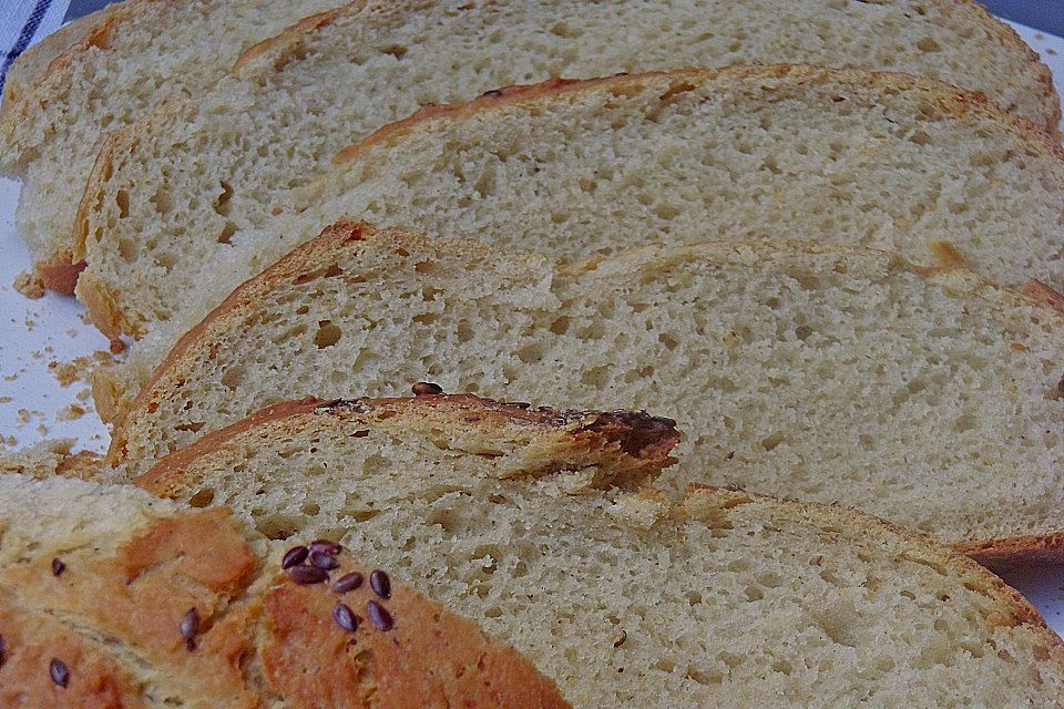 Deftiges Weißbrot