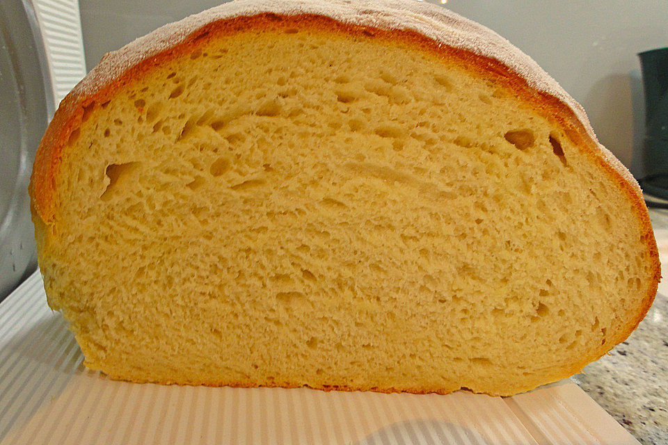 Deftiges Weißbrot