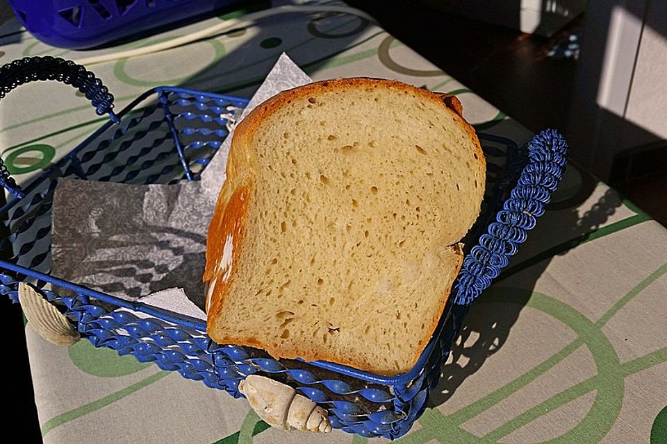 Deftiges Weißbrot