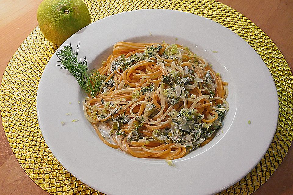 Spaghetti mit frischer Zitronensauce