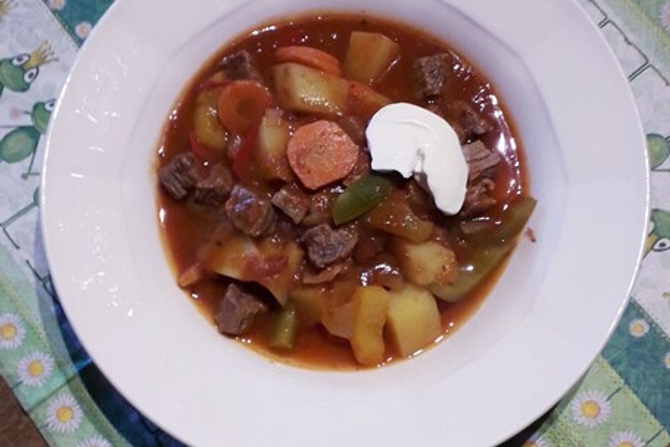 Gulasch - Kartoffeltopf