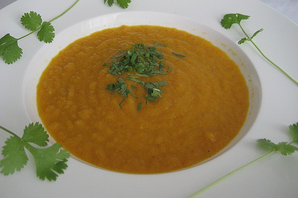 Karottensuppe mit Koriander