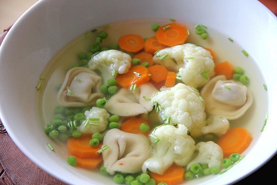 Tortellinisuppe