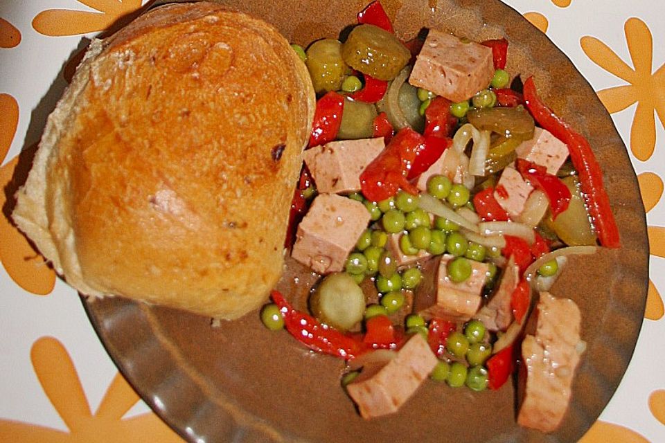 Fleischkäsesalat