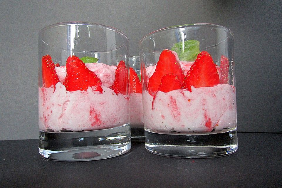 Erdbeermousse