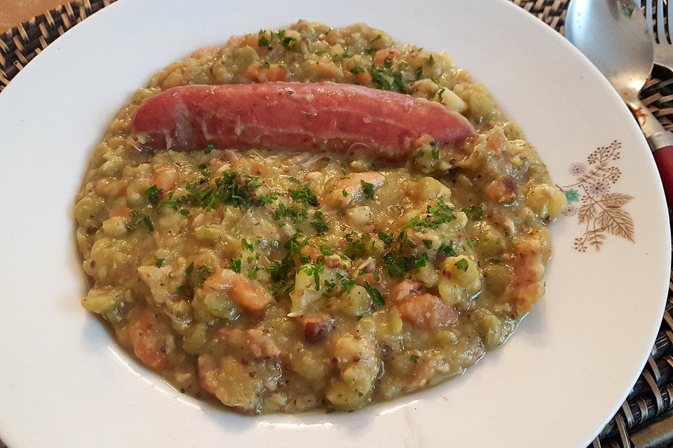 Erbsensuppe auf Kölsche Art