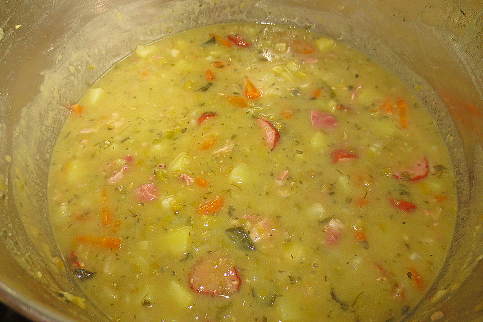 Erbsensuppe auf Kölsche Art