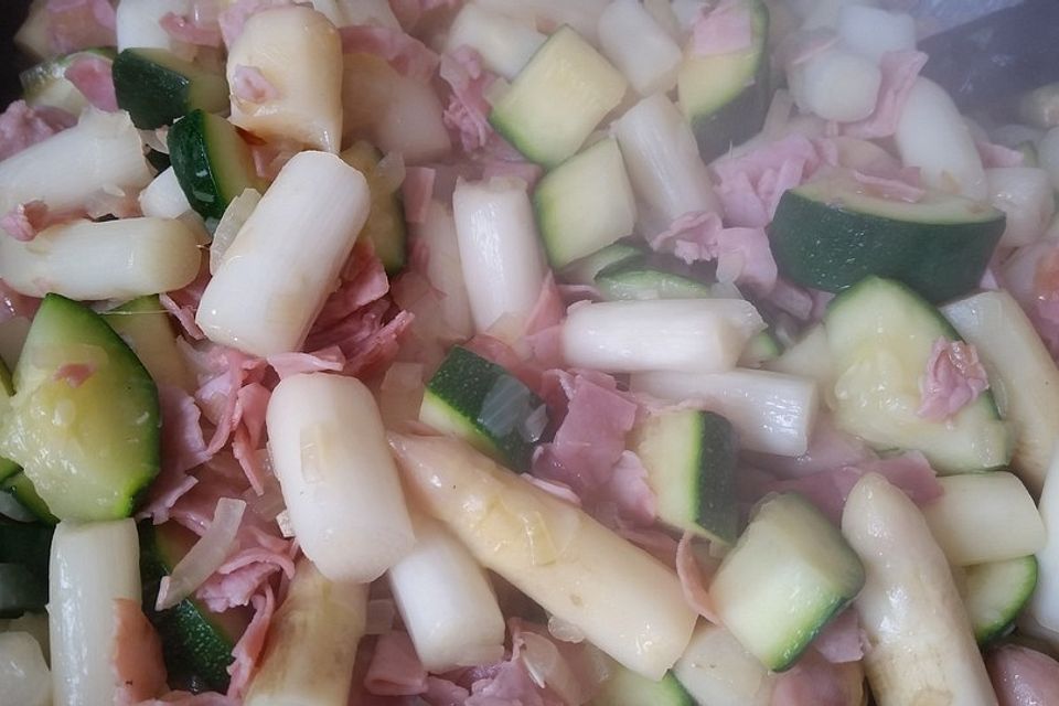 Zucchini - Spargel - Pfanne