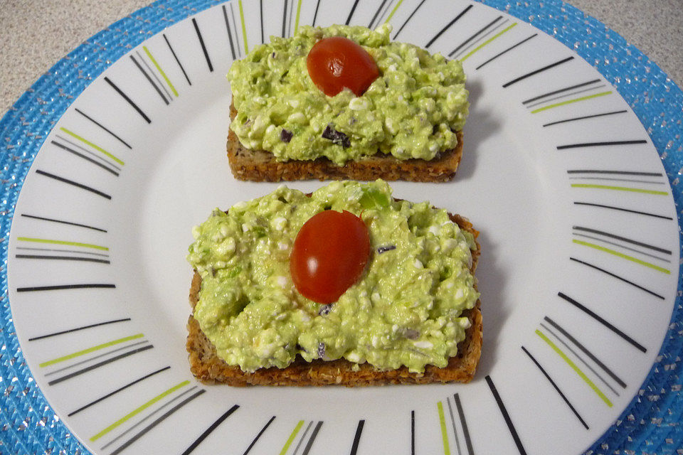 Avocado - Frischkäse - Brotaufstrich