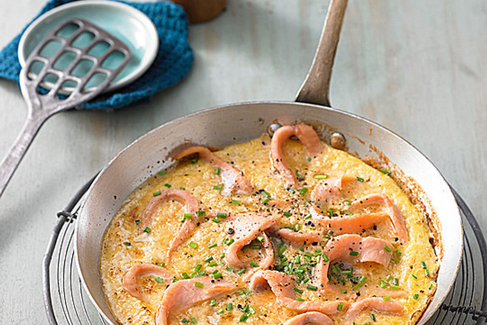 Omelett mit geräuchertem Lachs