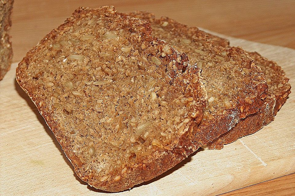 Körnerbrot mit Buttermilch