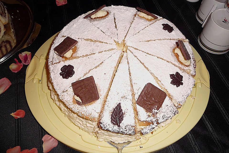 Klassische Käsesahnetorte