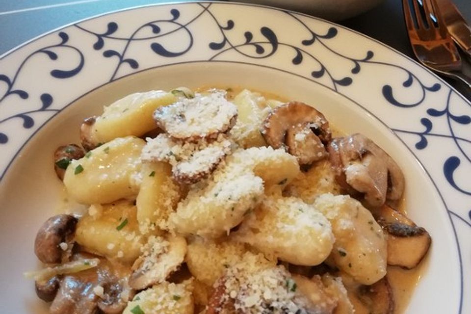 Gnocchi Champignon Pfanne